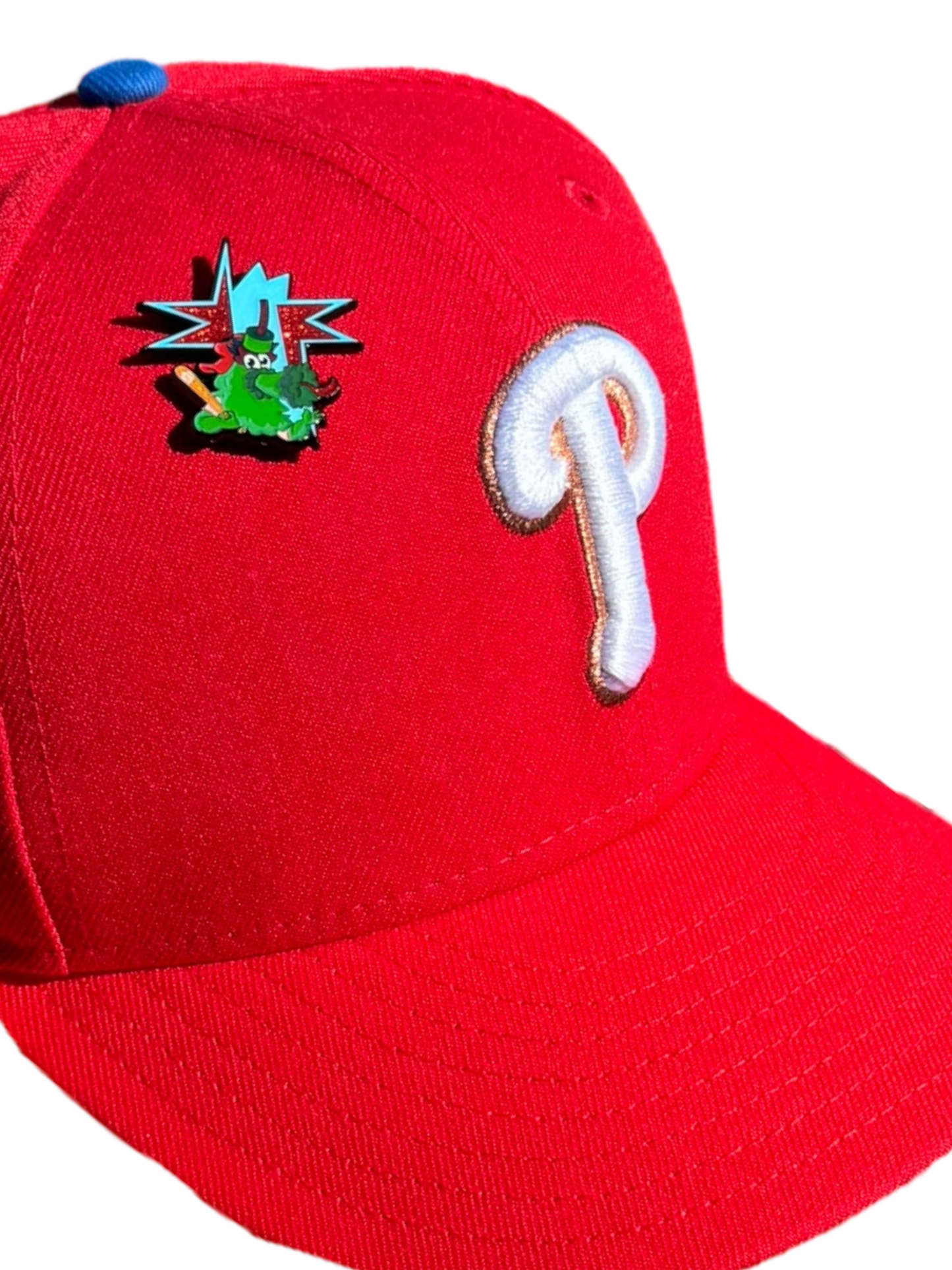 FAM.O.ETH™️ X The Fitted Flipper Phanatic Mascot Pin
