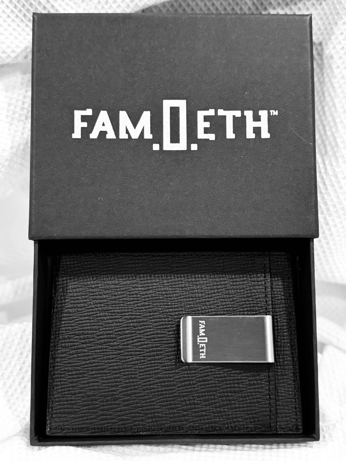 FAM.O.ETH™ Top Grain Leather Card Holder