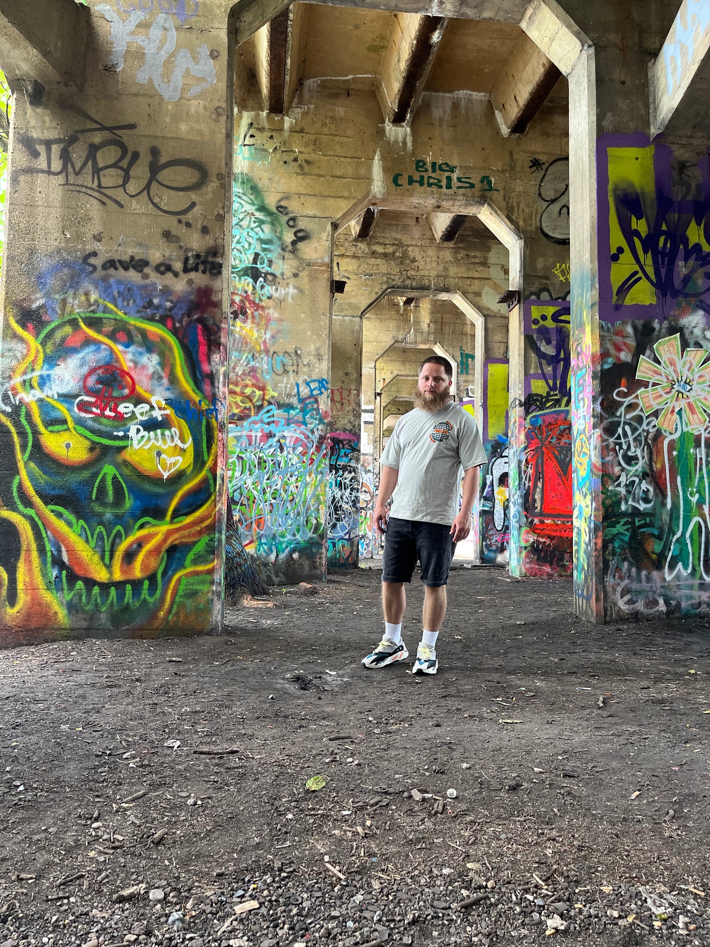 GLOBAL TEE
