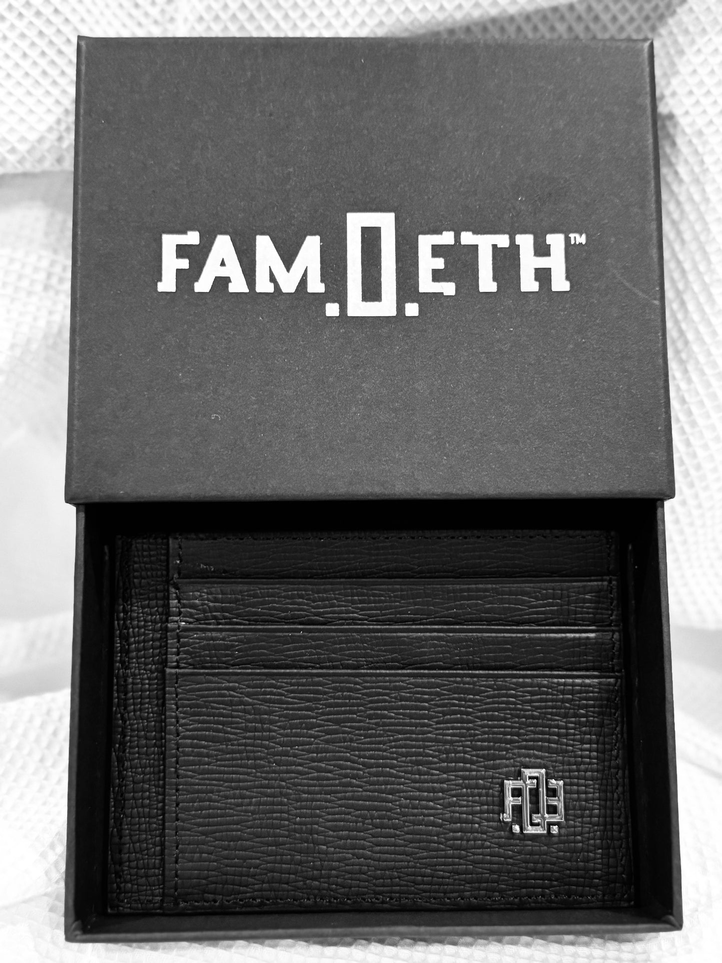FAM.O.ETH™ Top Grain Leather Card Holder