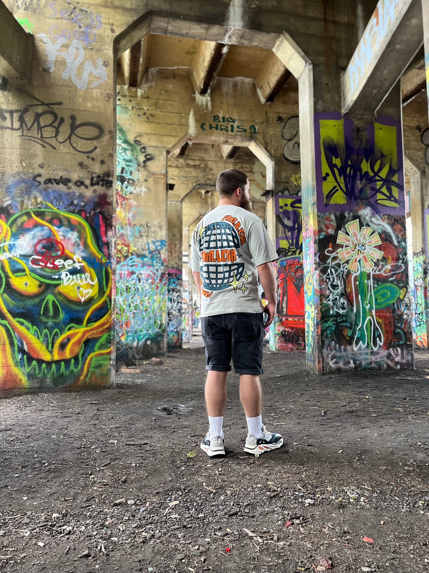 GLOBAL TEE